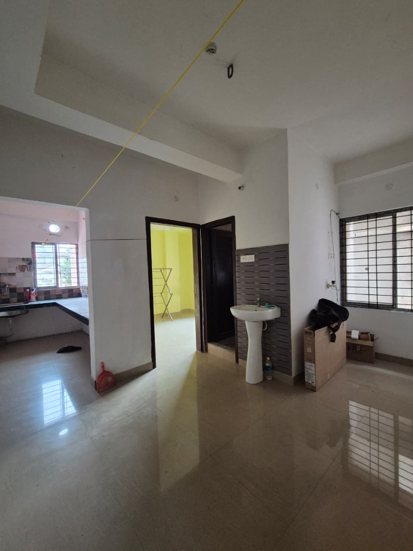 Unfurnished 2bhk in Hatigaon, Guwahati, Assam, India for Rent